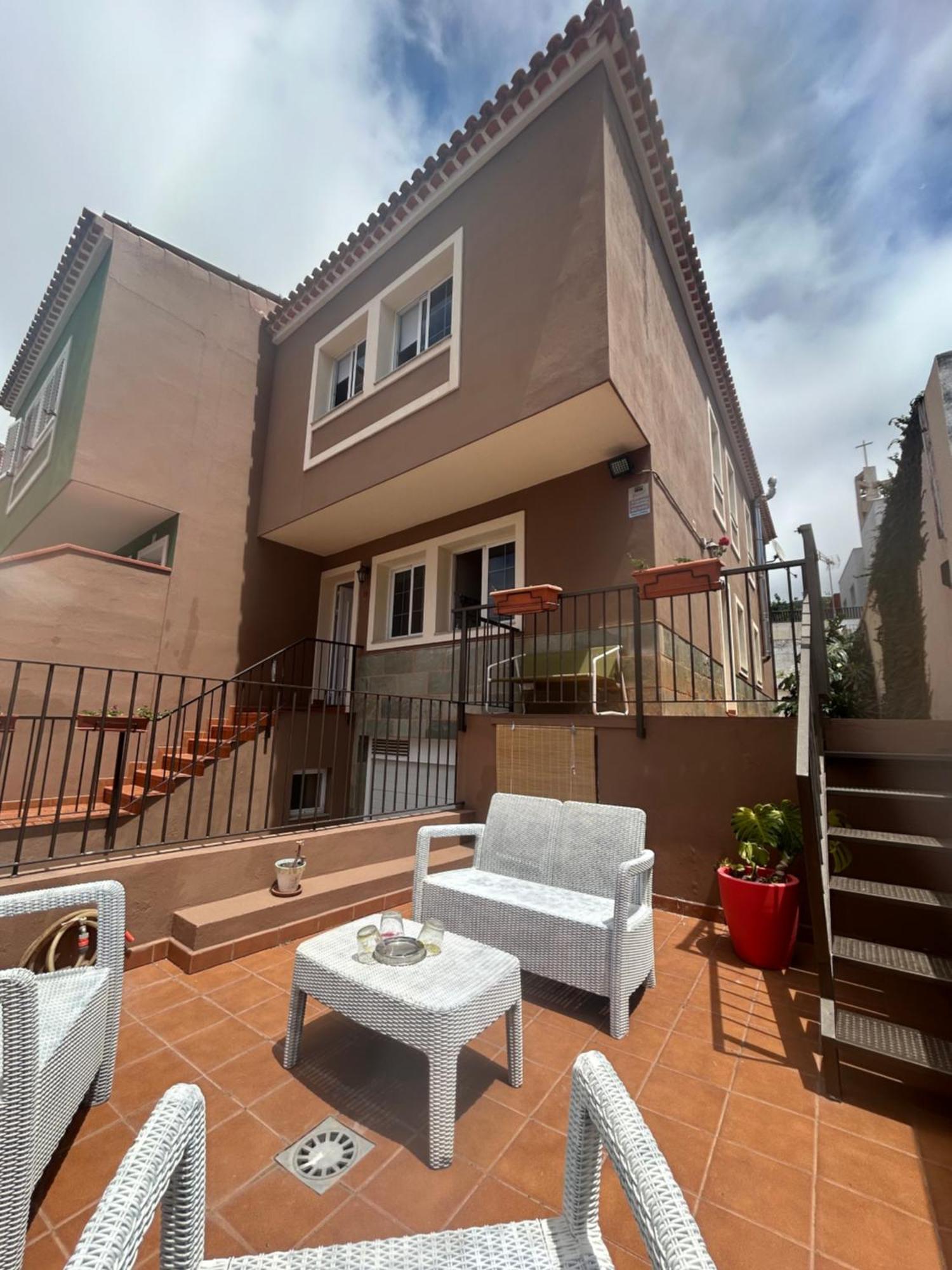 Vakantiehuis Chalet Banot Patio Privado Rutas Senderismo *